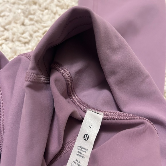 Lululemon Wunder Train High Rise Crop - Picture 4 of 5